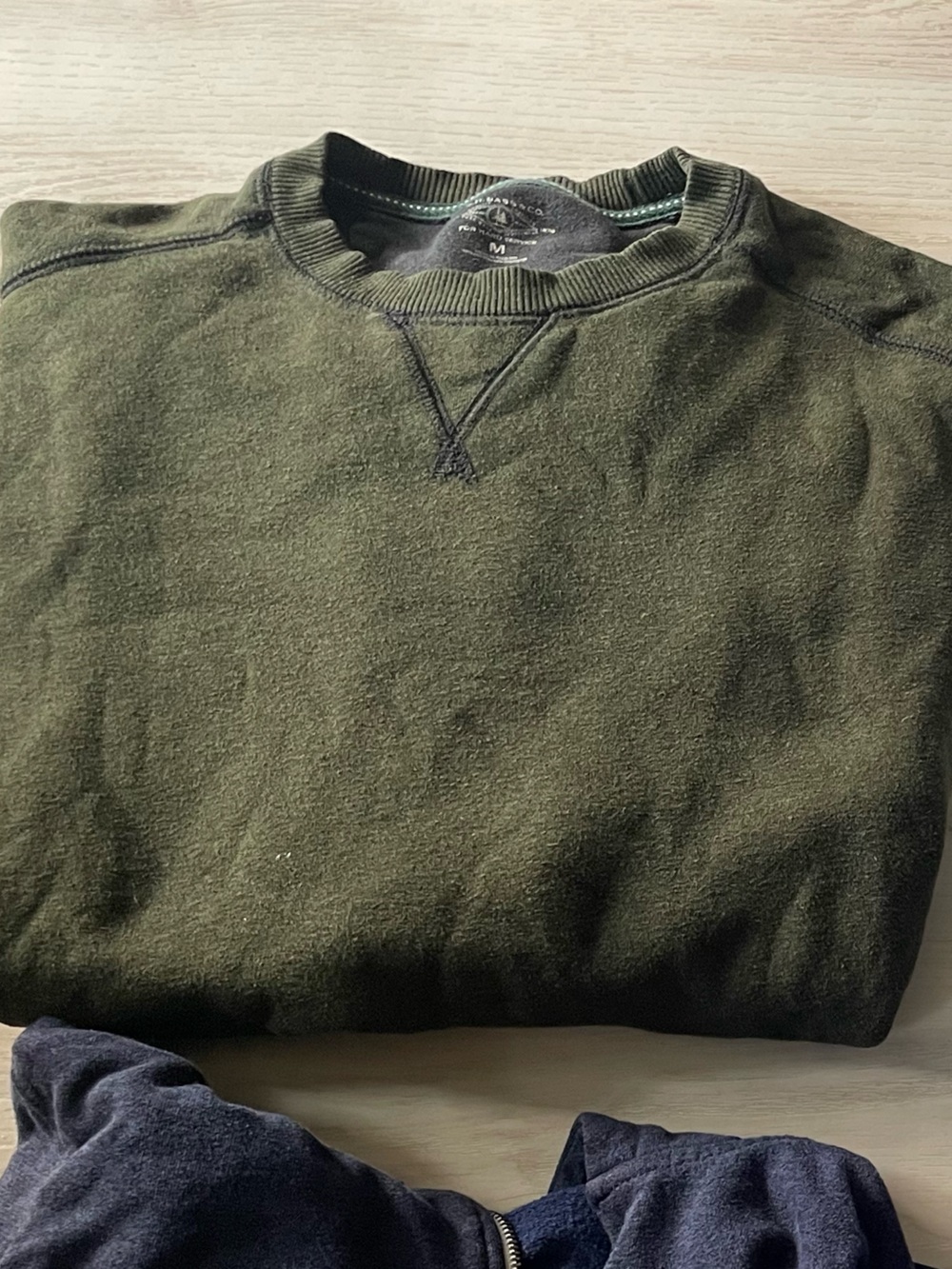 Green crew neck fleece long sleeve Unbranded